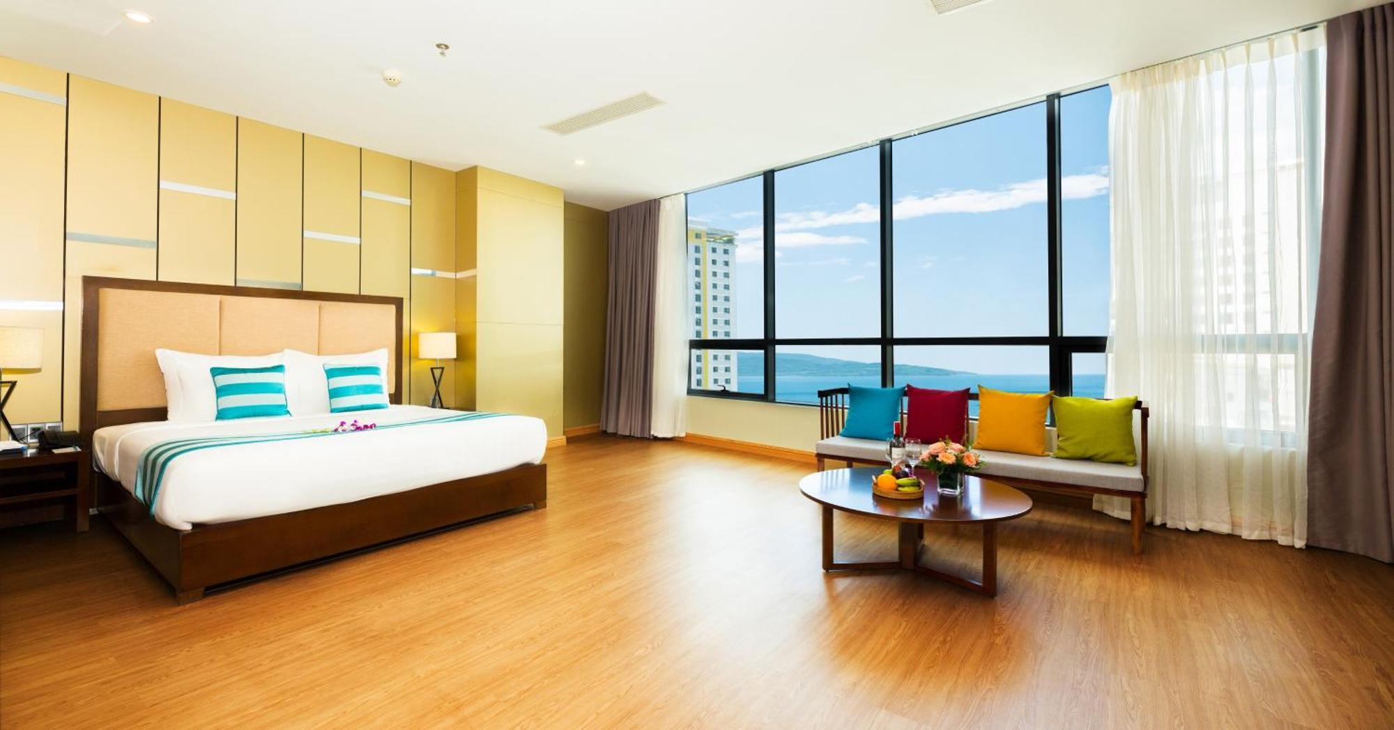 Avatar Hotel Da Nang Exterior photo